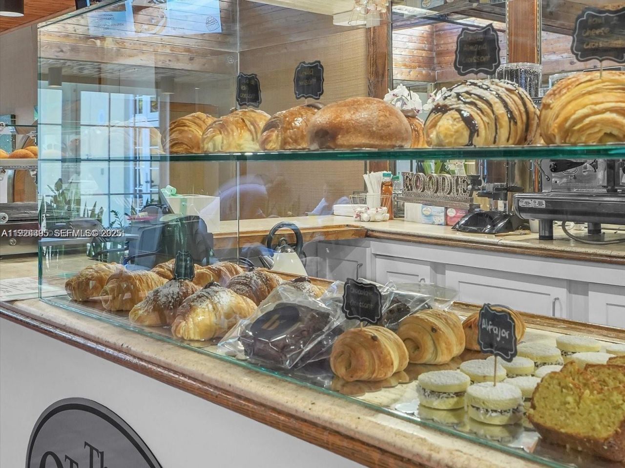 4000 Towerside Ter, Unit 1807, Miami, FL 33138 Photo