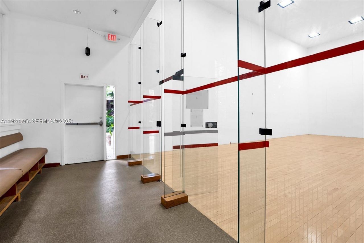 4000 Towerside Ter, Unit 1807, Miami, FL 33138 Photo