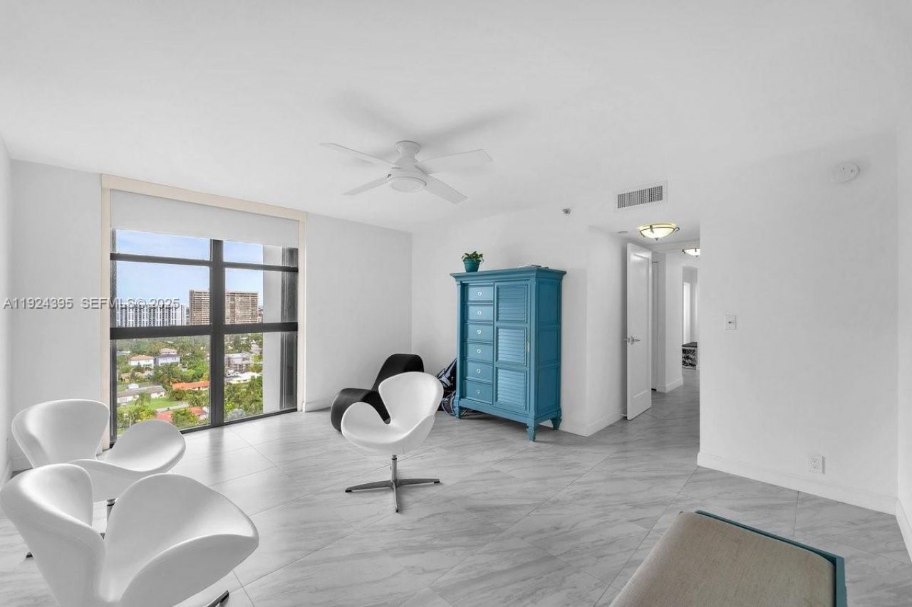 4000 Towerside Ter, Unit 1807, Miami, FL 33138 Photo