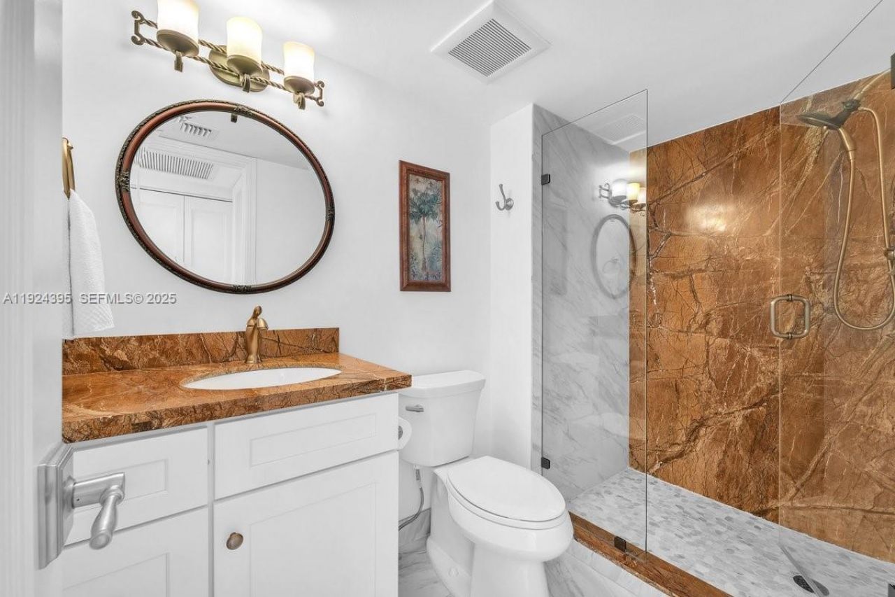 4000 Towerside Ter, Unit 1807, Miami, FL 33138 Photo