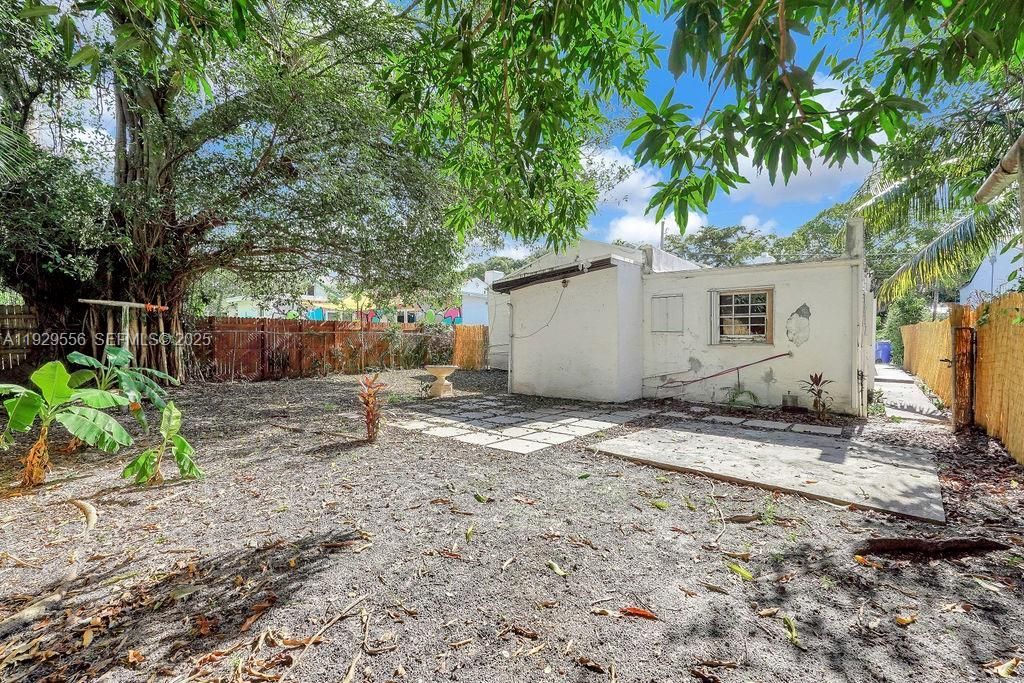 47 NW 49th St, Unit 3, Miami, FL 33127 Photo