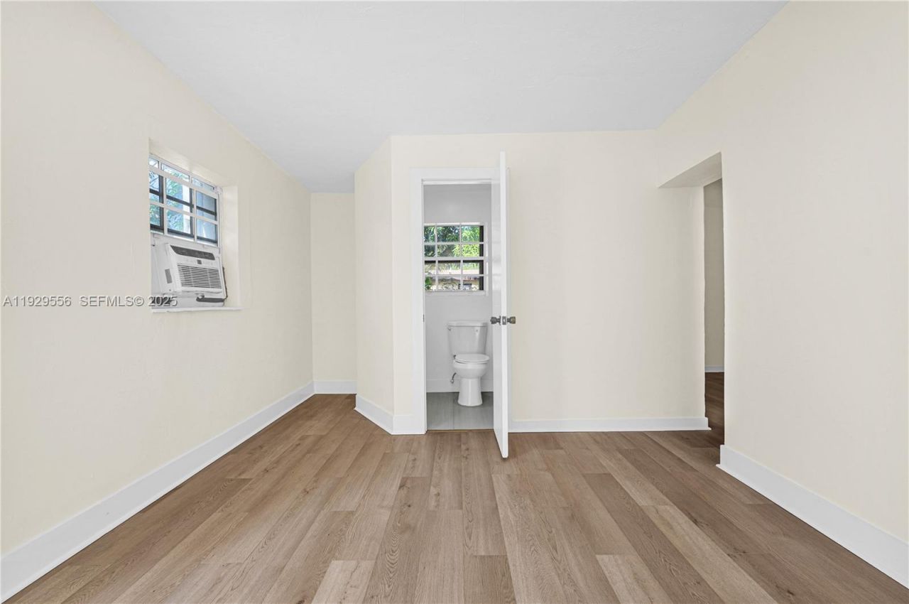 47 NW 49th St, Unit 3, Miami, FL 33127 Photo