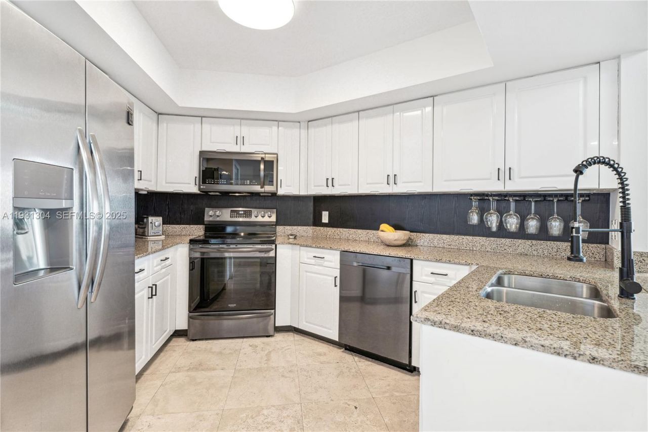 1900 Sunset Harbour Dr , Unit 1715, Miami Beach, FL 33139 Photo