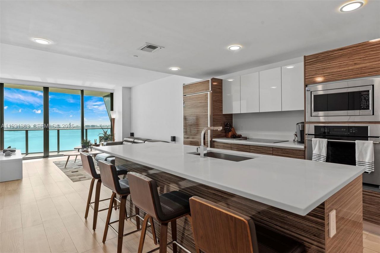 460 NE 28th St , Unit 3903, Miami, FL 33137 Photo