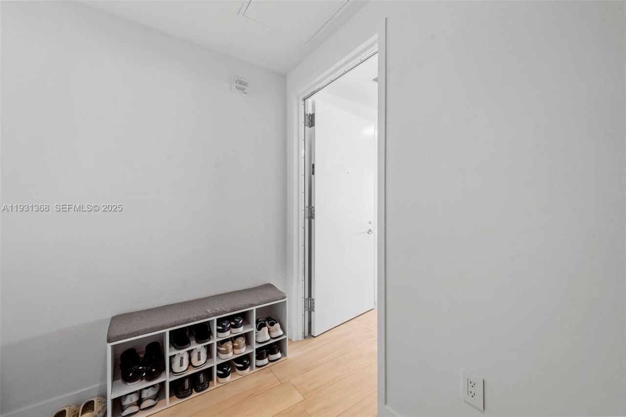 460 NE 28th St , Unit 3903, Miami, FL 33137 Photo