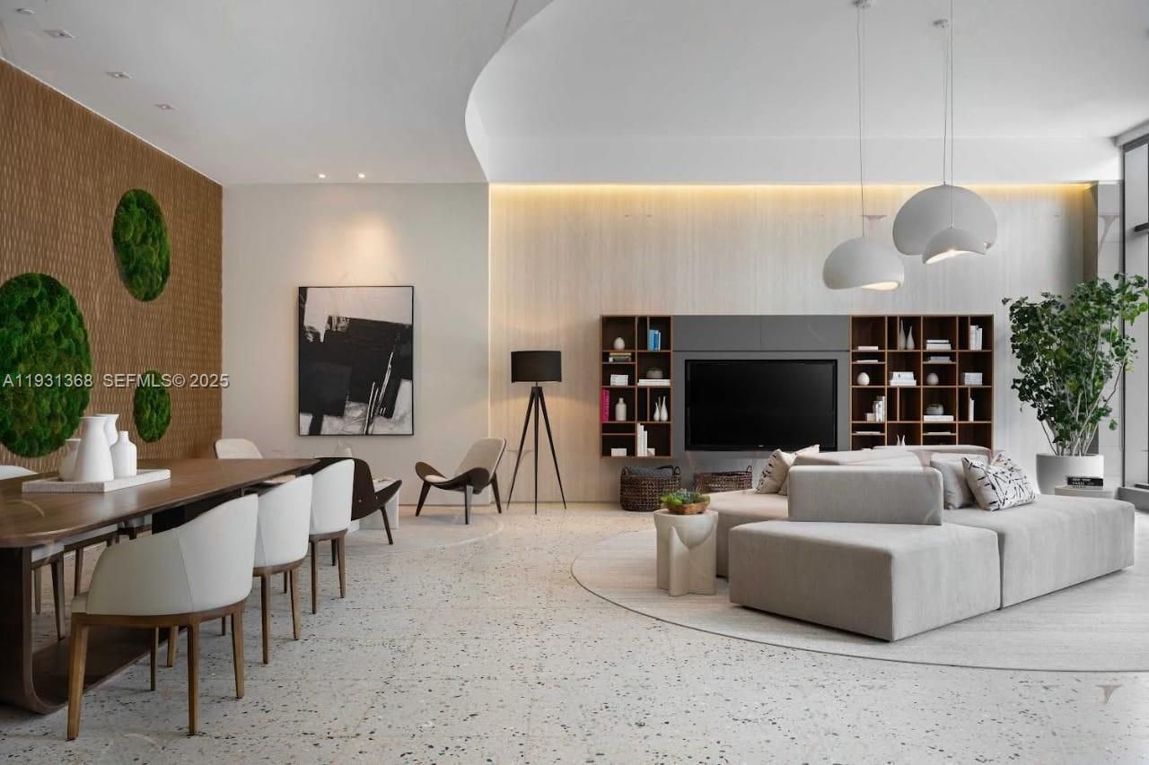 460 NE 28th St , Unit 3903, Miami, FL 33137 Photo