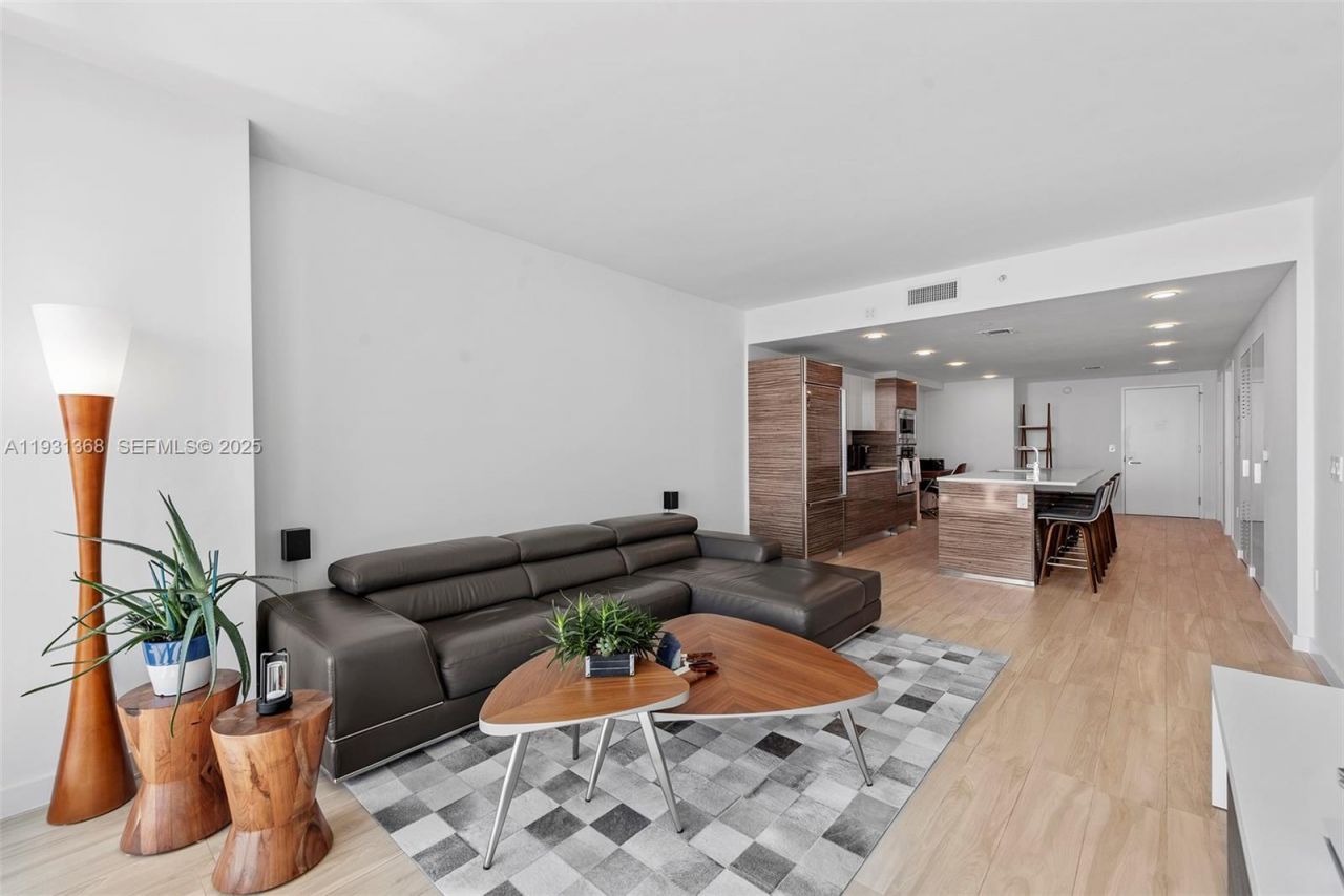 460 NE 28th St , Unit 3903, Miami, FL 33137 Photo