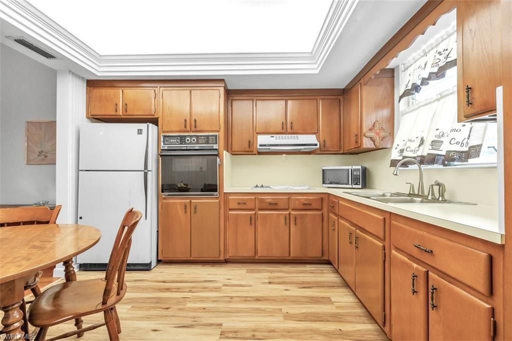 403 SE 43rd Ter, Unit 11, Cape Coral, FL 33904 Photo