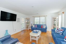 1278 River Oak Dr. photo 4