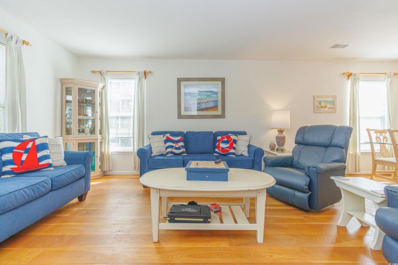 1278 River Oak Dr. Photo 4