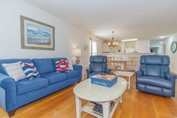 1278 River Oak Dr. photo 4