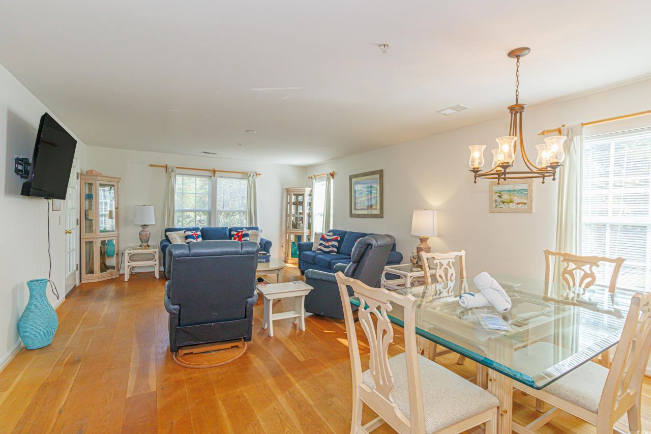 1278 River Oak Dr. Photo 8