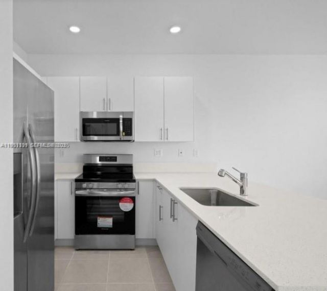 701 SE 14th Ct, Homestead, FL 33034 Photo