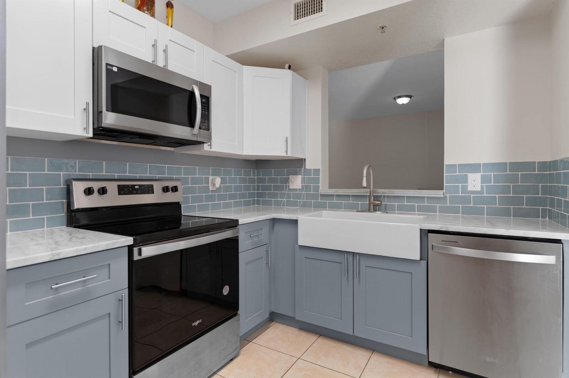 1165 Golden Lakes Boulevard, Unit 1212, West Palm Beach, FL 33411 Photo