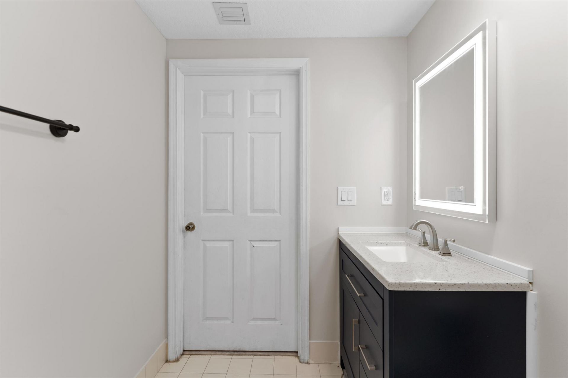 1165 Golden Lakes Boulevard, Unit 1212, West Palm Beach, FL 33411 Photo
