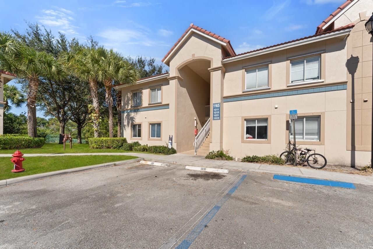 1165 Golden Lakes Boulevard, Unit 1212, West Palm Beach, FL 33411 Photo