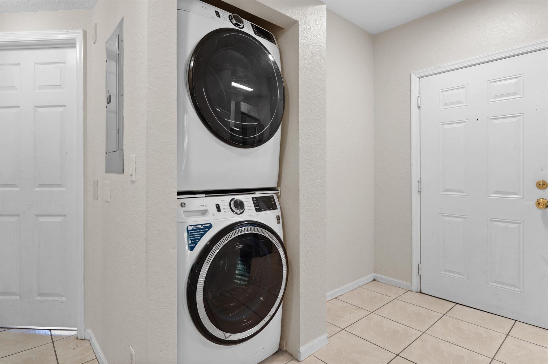 1165 Golden Lakes Boulevard, Unit 1212, West Palm Beach, FL 33411 Photo