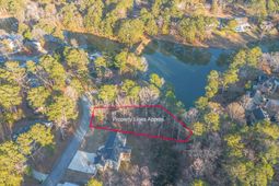 332 Lake Front Drive photo 4