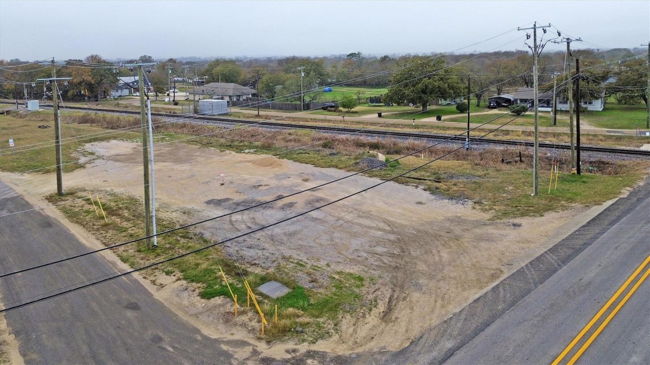 100 Main St, Little River Academy, TX 76554 Main Photo