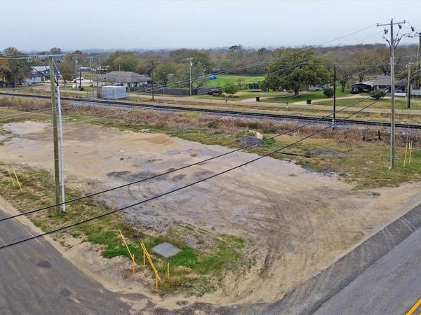 100 Main ST, Little River Academy, TX 76554