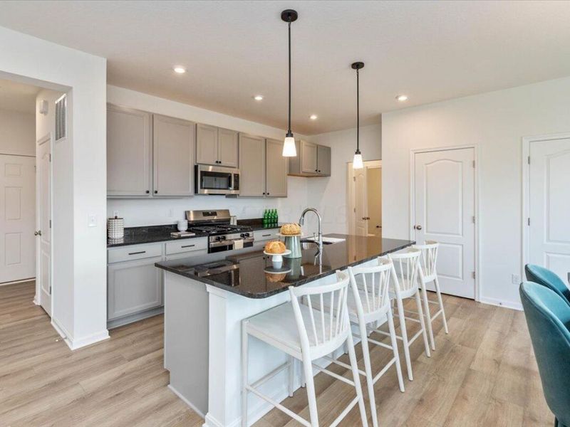 2205 Sunny View Court, Marysville, OH 43040 Photo 5