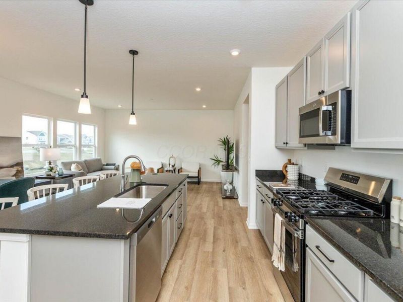 2205 Sunny View Court, Marysville, OH 43040 Photo 8