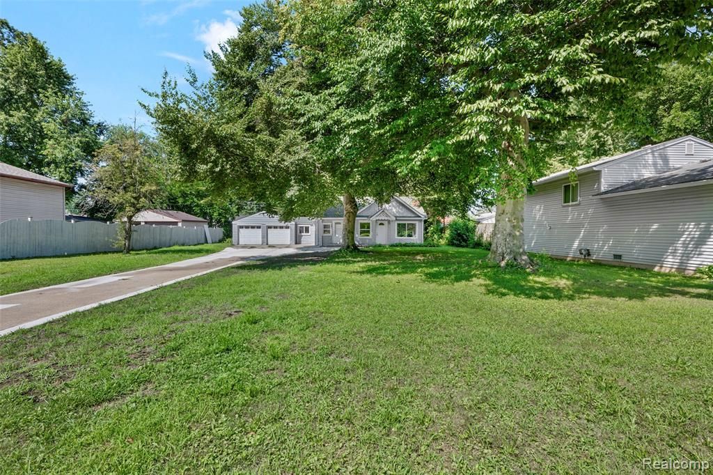 641 Gilman Street, Garden City, MI 48135 Main Photo