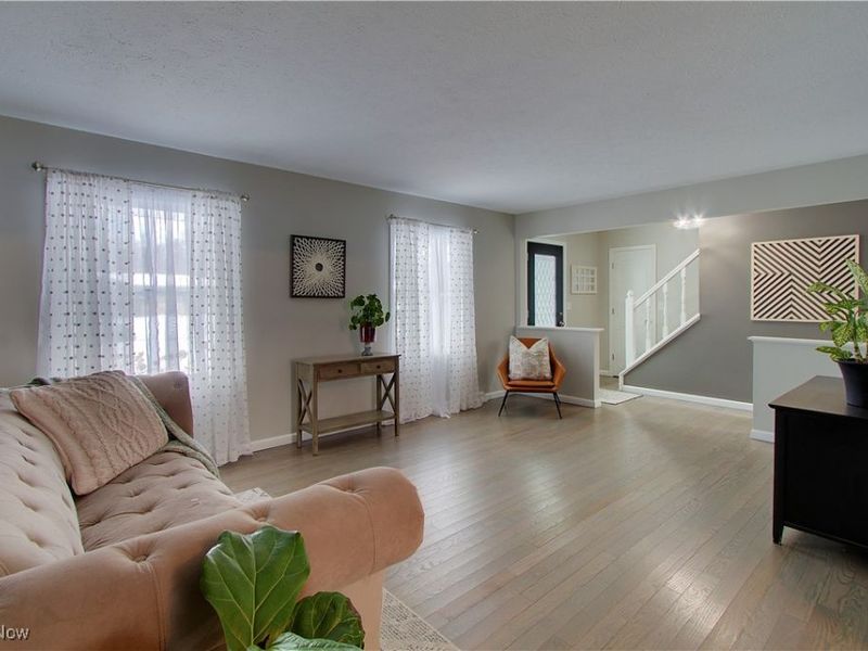 30505 Willoway Lane, Bay Village, OH 44140 Photo 6