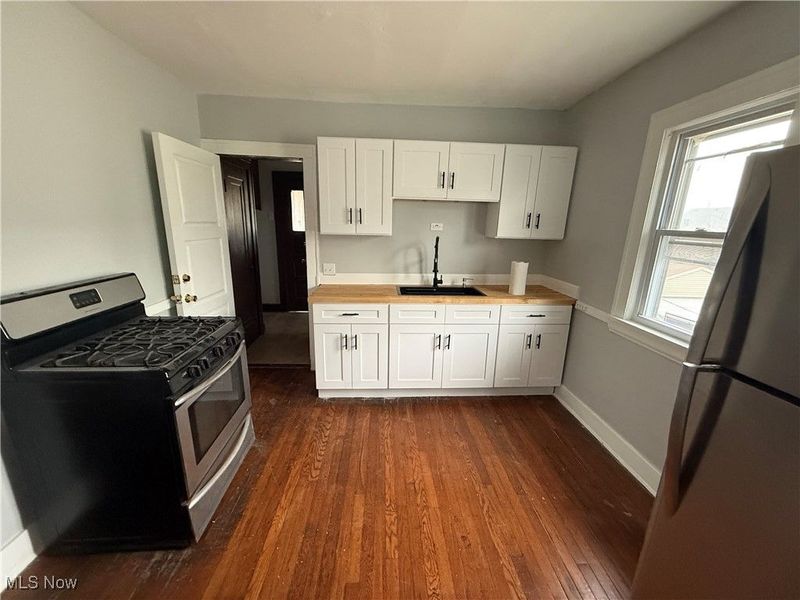 3540 E 154 Street, Unit 2, Cleveland, OH 44120 Photo 14