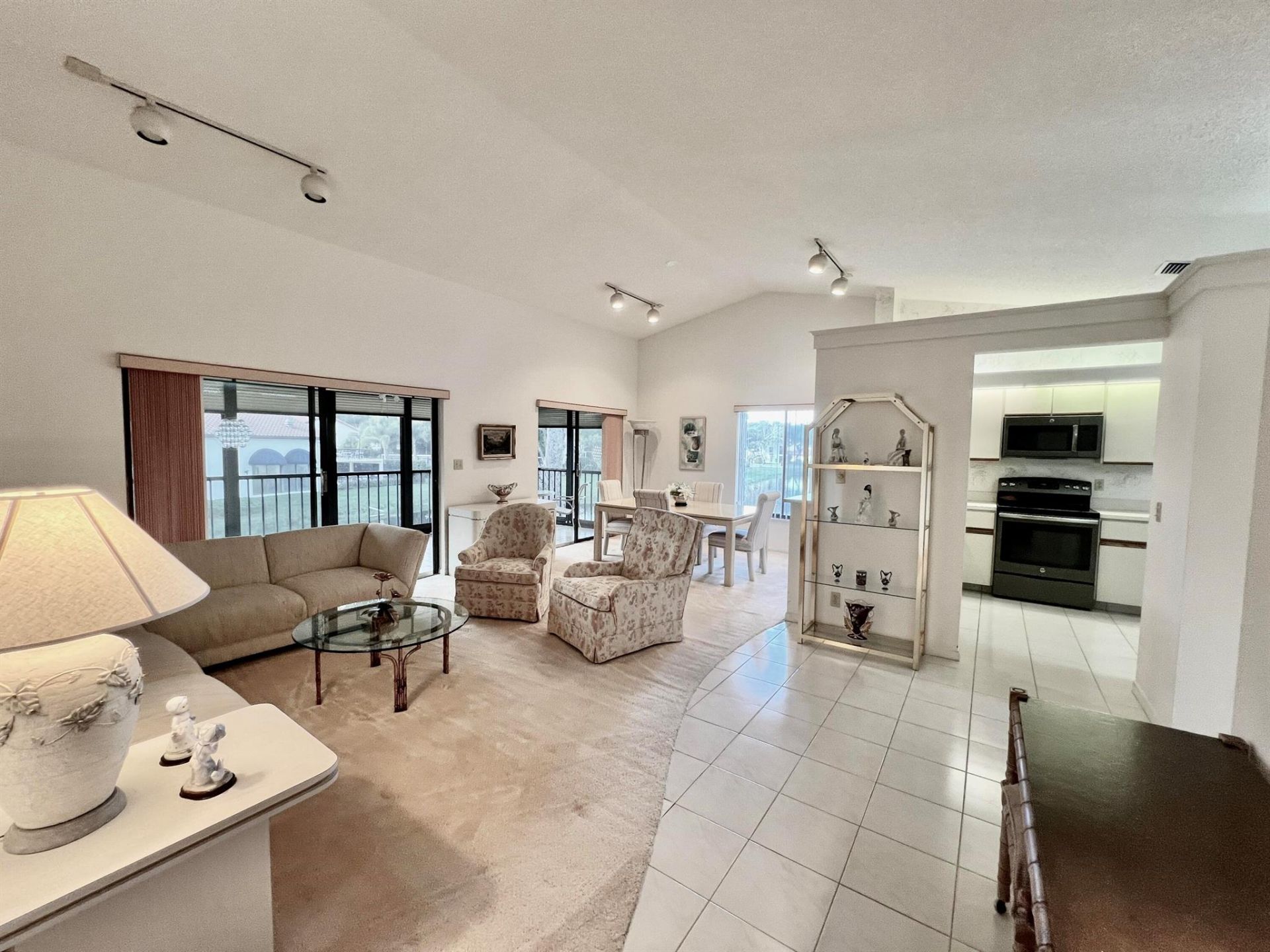 10711 Ocean Palm Way, Unit 202, Boynton Beach, FL 33437 Photo