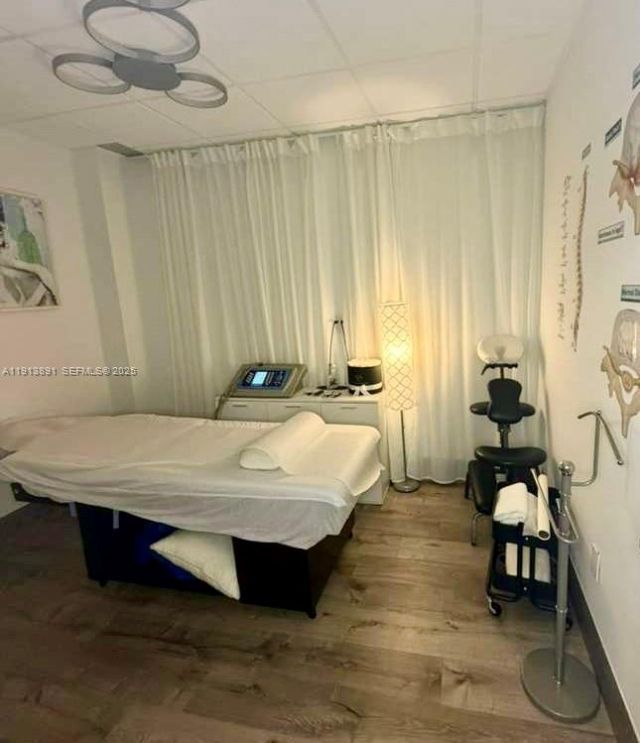 2500 E Hallandale Beach Blvd , Hallandale Beach, FL 33009 Photo