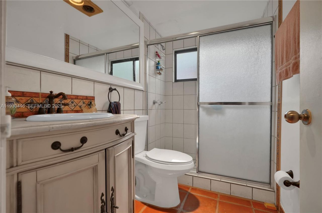 2790 SW 22nd Ave, Miami, FL 33133 Photo