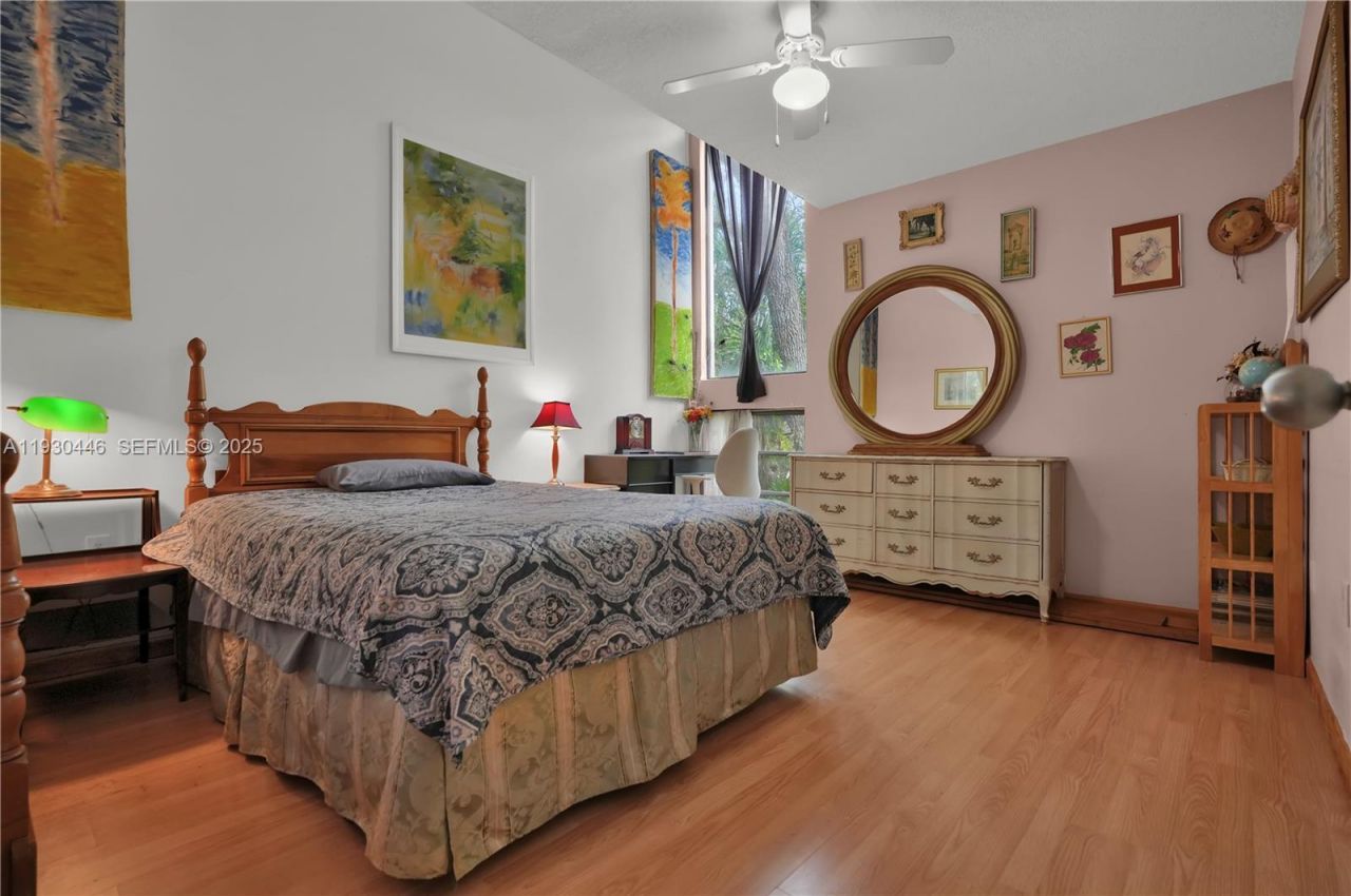 2790 SW 22nd Ave, Miami, FL 33133 Photo