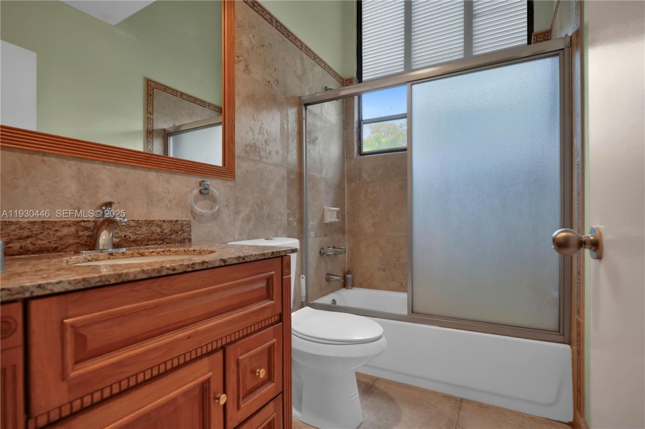 2790 SW 22nd Ave, Miami, FL 33133 Photo