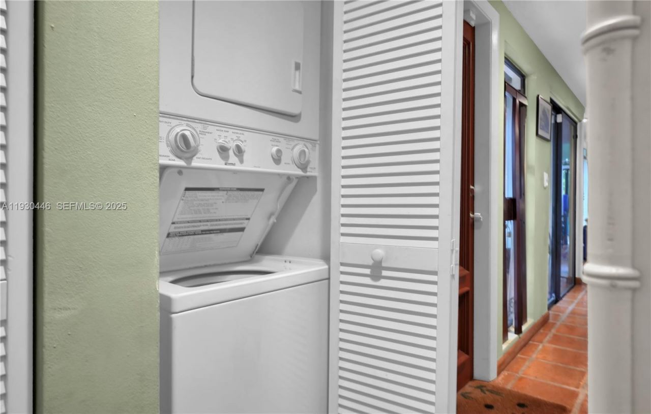 2790 SW 22nd Ave, Miami, FL 33133 Photo