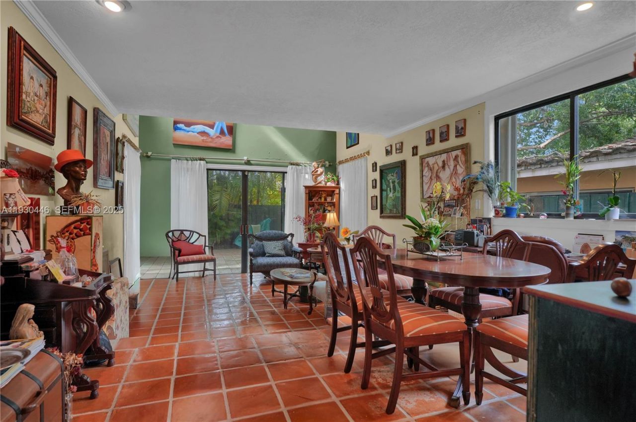 2790 SW 22nd Ave, Miami, FL 33133 Photo