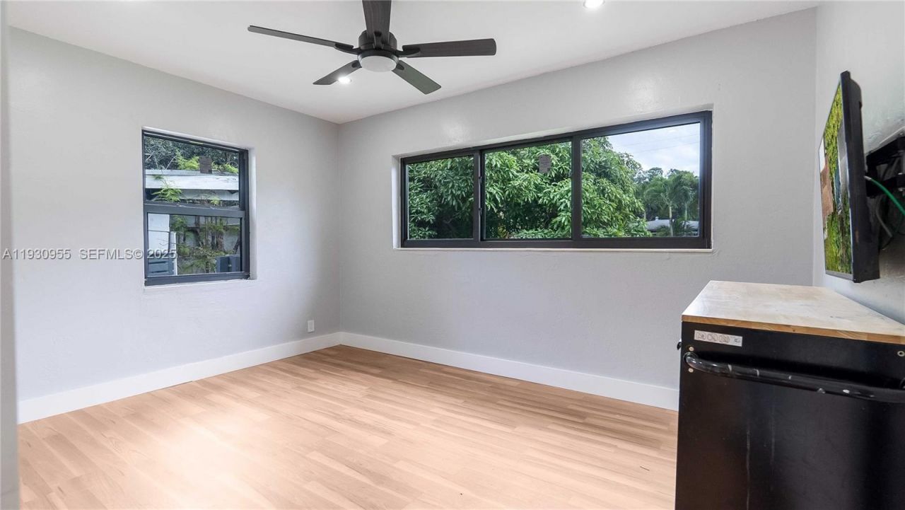 817 NW 17th St, Fort Lauderdale, FL 33311 Photo