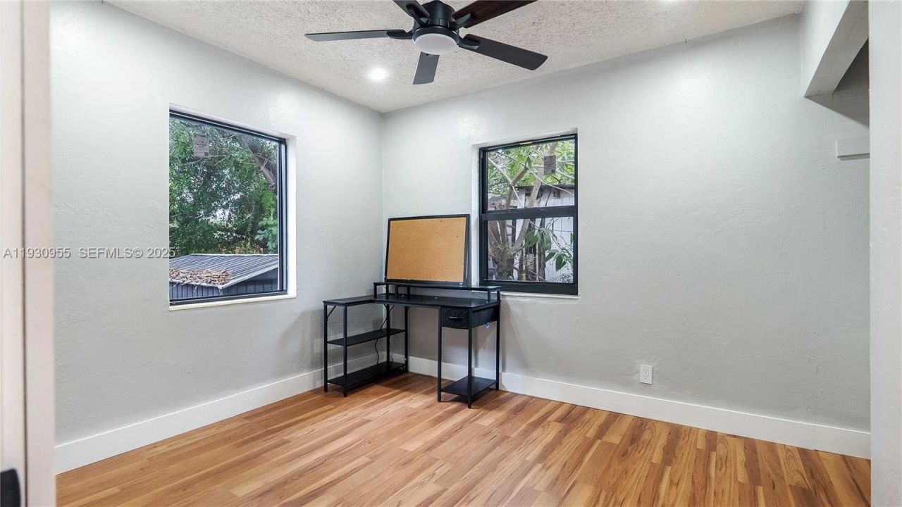 817 NW 17th St, Fort Lauderdale, FL 33311 Photo