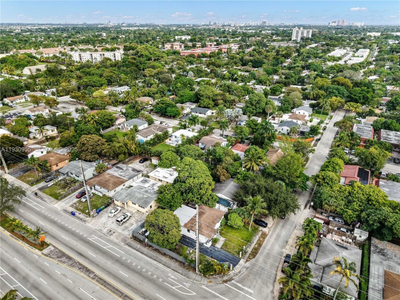 817 NW 17th St, Fort Lauderdale, FL 33311 Photo