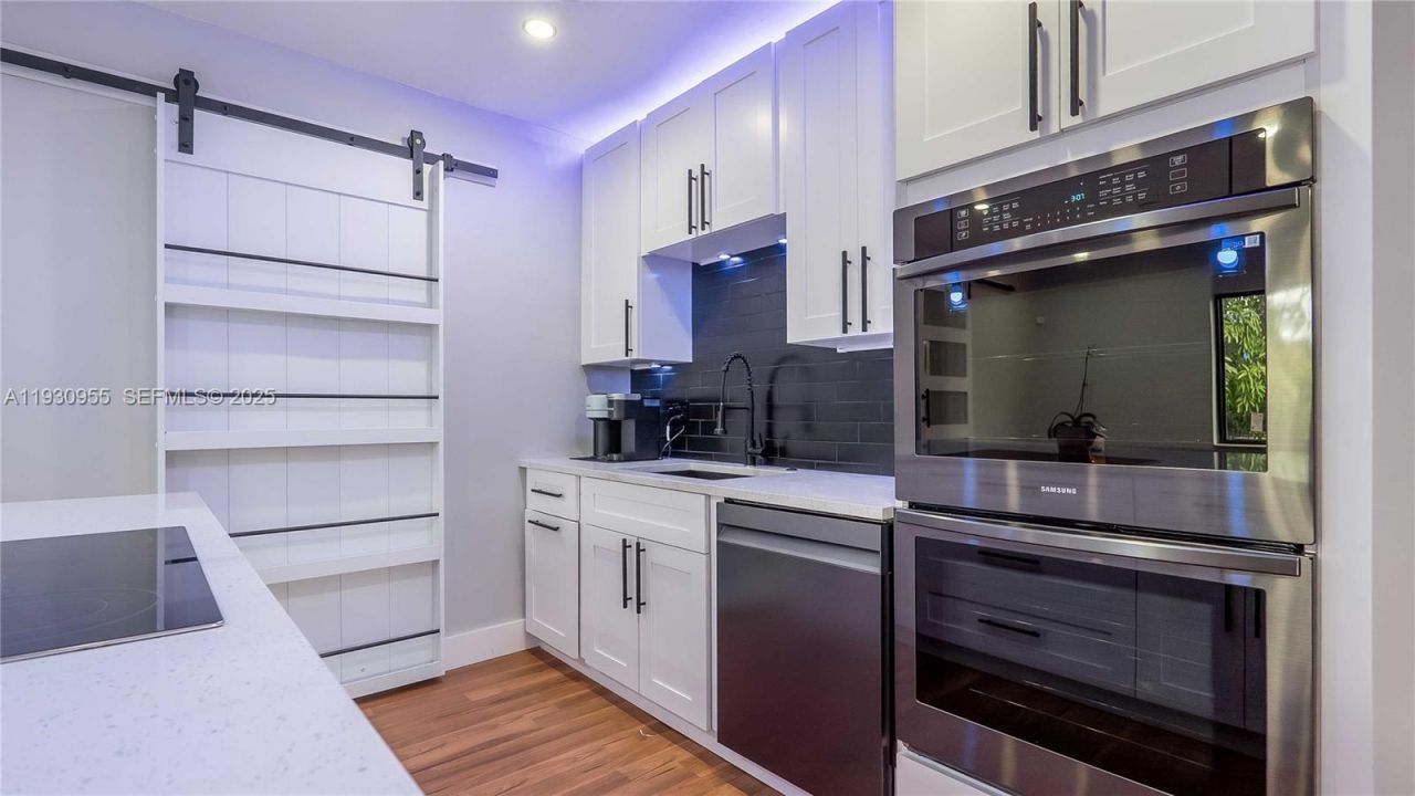 817 NW 17th St, Fort Lauderdale, FL 33311 Photo