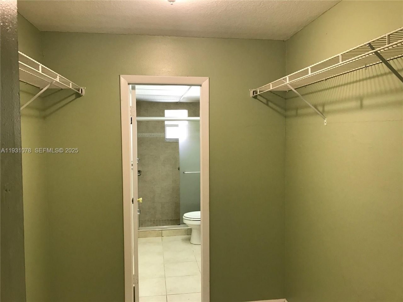 100 NW 87th Ave, Unit E102, Miami, FL 33172 Photo