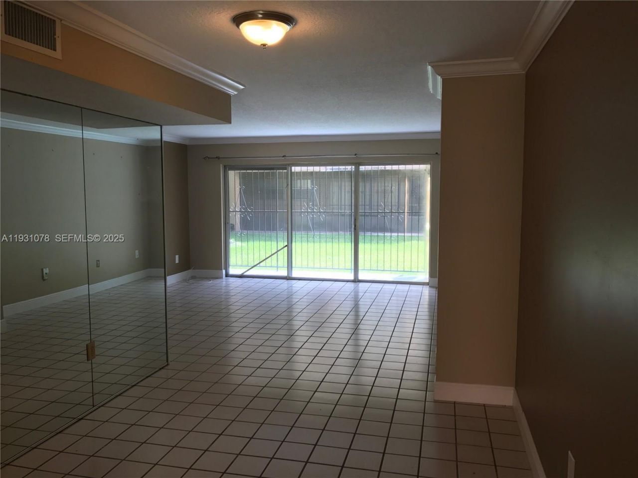 100 NW 87th Ave, Unit E102, Miami, FL 33172 Photo
