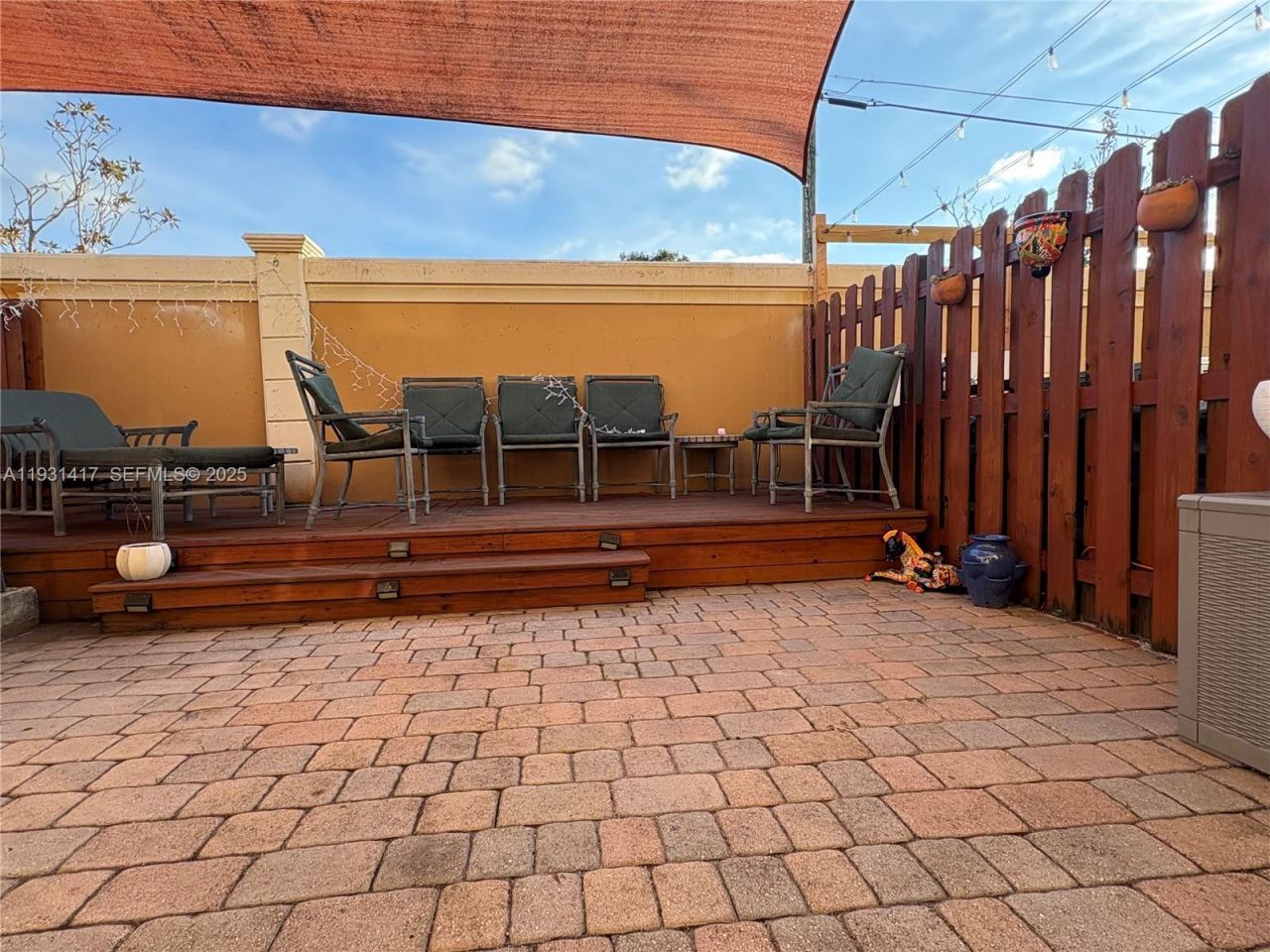 5910 Siena Ln, Unit 5910, Hollywood, FL 33021 Photo