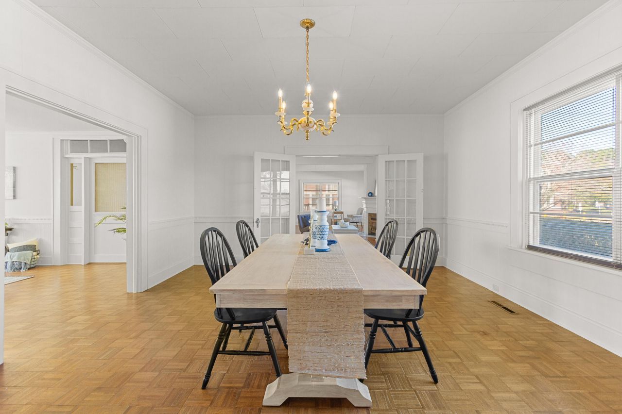 200 Broughton Road Photo 12