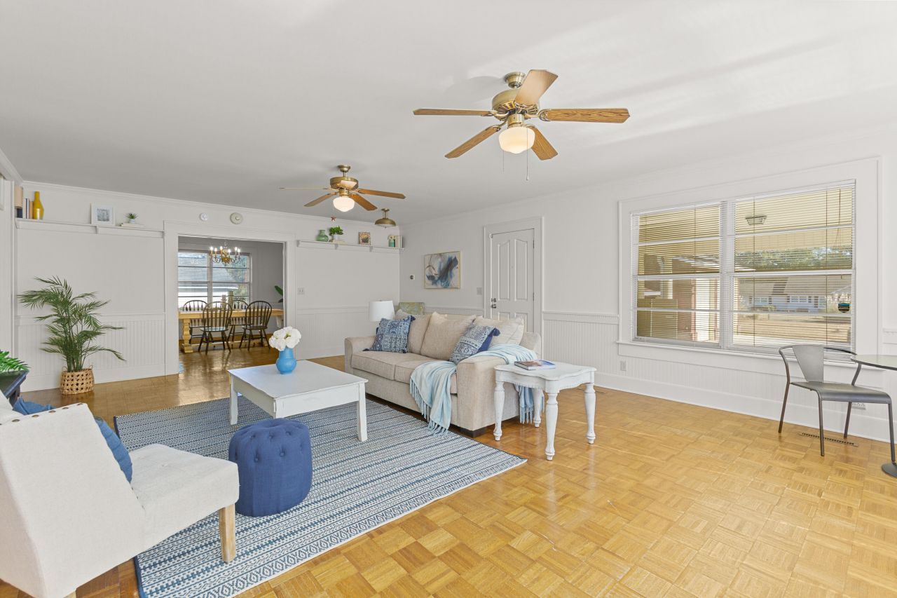 200 Broughton Road Photo 19