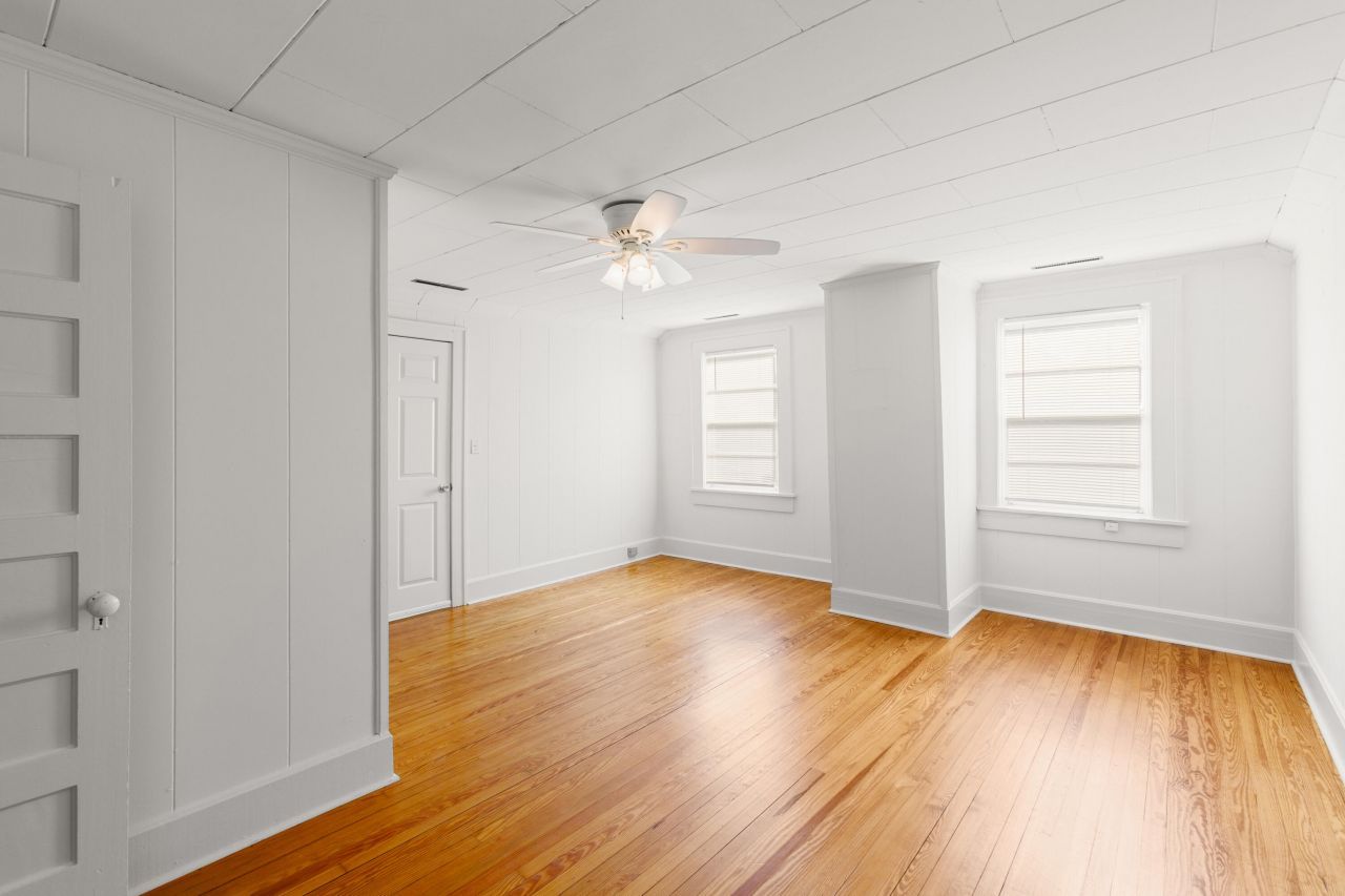 200 Broughton Road Photo 30