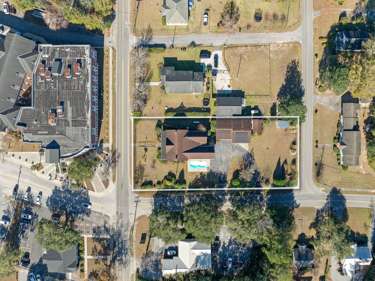 200 Broughton Road Photo 37