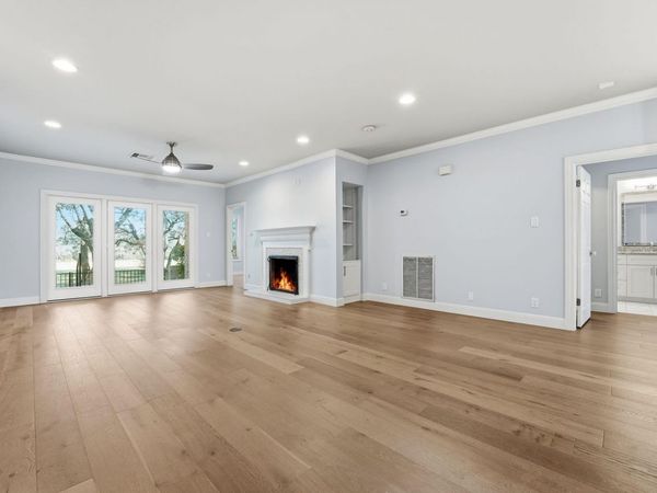 28 Tournament WAY, The Hills, TX 78738