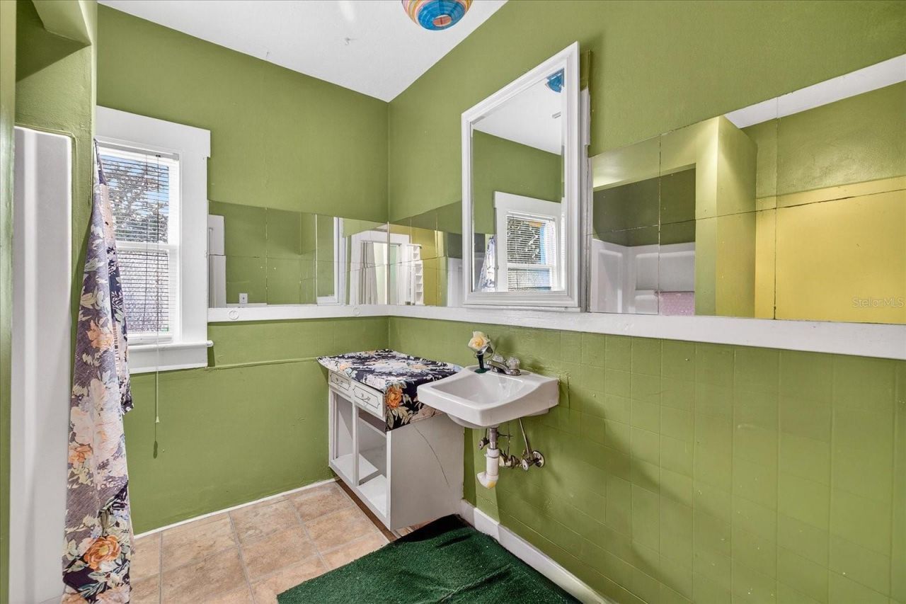 1019 10th Avenue W, Bradenton, FL 34205 Photo