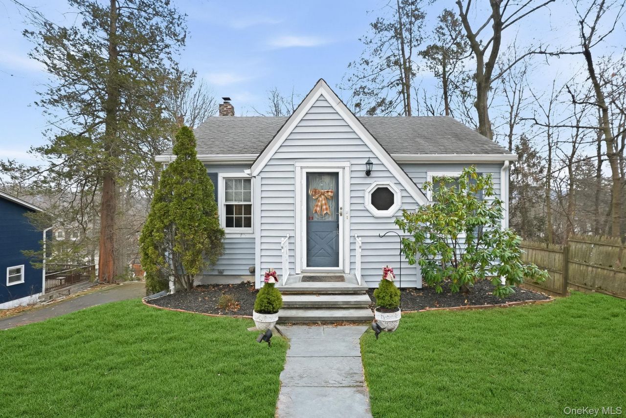 25 Massachusetts Avenue, Congers, NY 10920 Main Photo